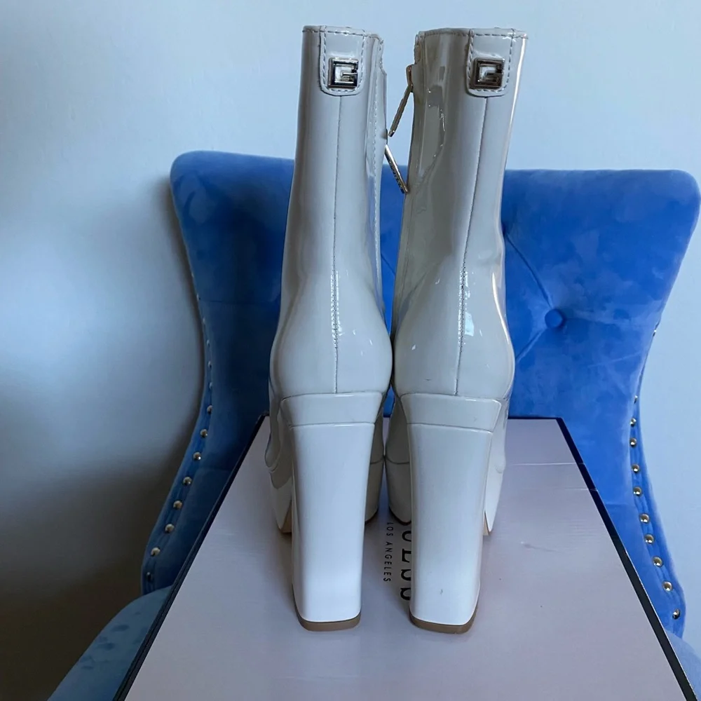 Guess Brya Platform Booties - Picture 3 of 7